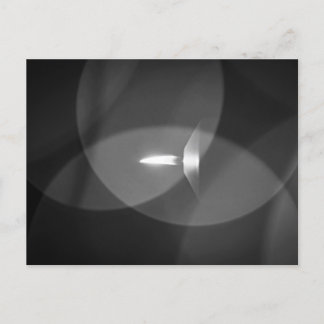 Eine brennende Kerze Vykort