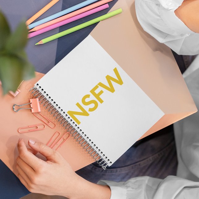 Ej Säkert för arbete (NSFW) Anteckningsbok (Skapare uppladdad)