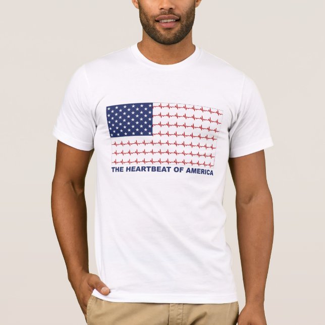 EKG ECG linjer USA flagga Heartslag i Amerika Tee Shirt (Framsida)