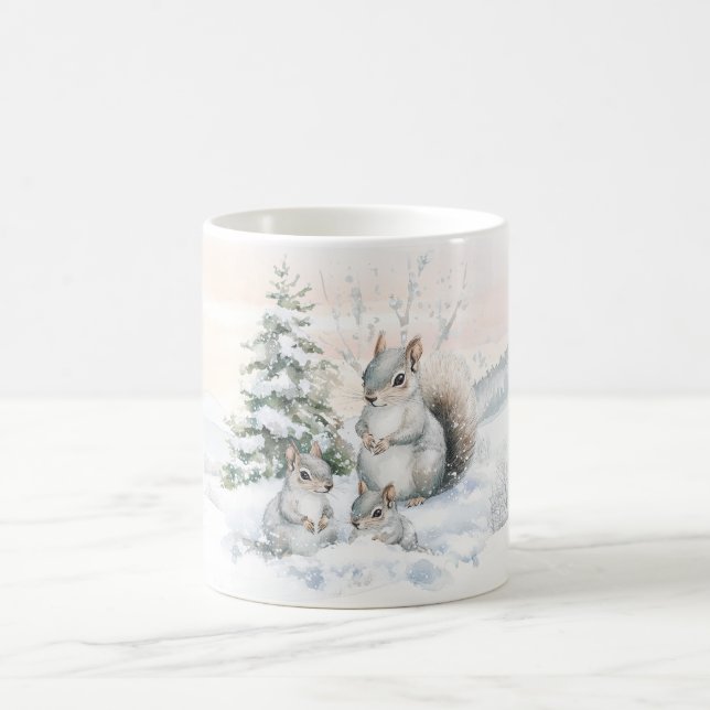 Ekorrar i vinter skog kaffemugg (Center)