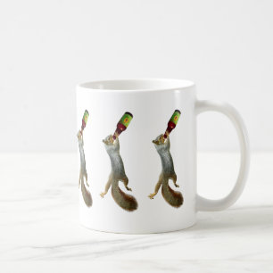 Ekorrar som dricker öl kaffemugg