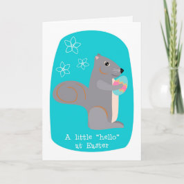 Ekorre för grått för påskhejer gullig med ägget helgkort