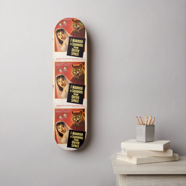 Ekorre från yttre rymden mini skateboard bräda 18,5 cm (Väggkonst)