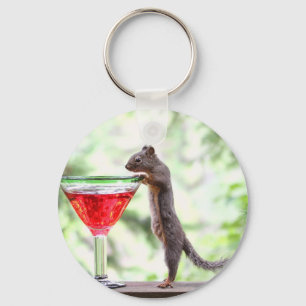 Ekorre som dricker en coctail nyckelring