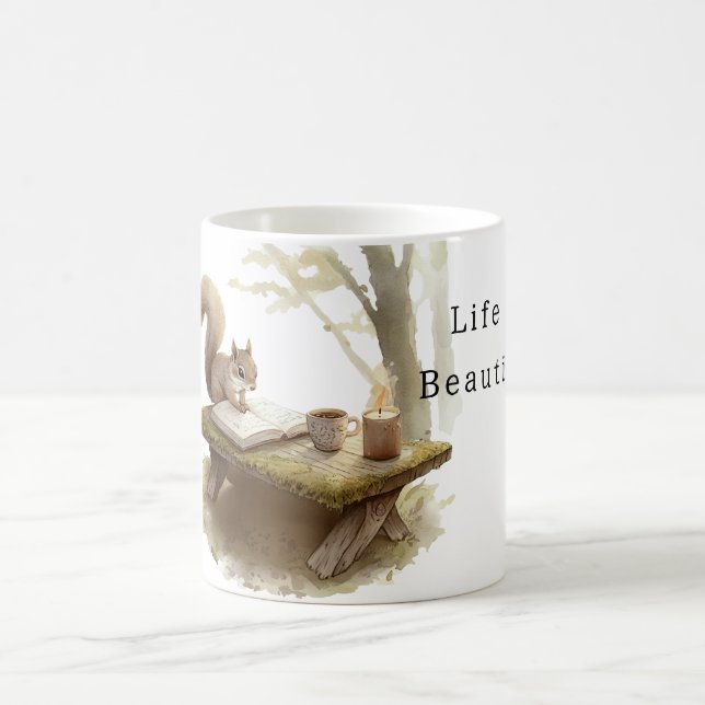 Ekorre som läser en bok kaffemugg (Center)