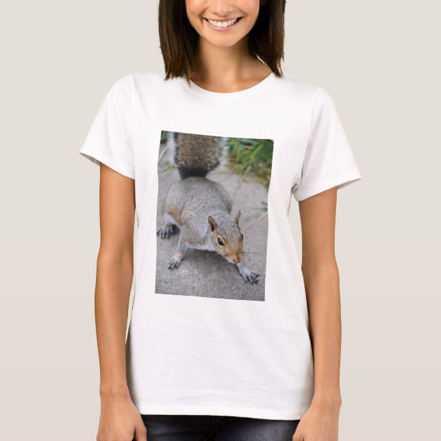 Ekorrekvinna skjorta tee shirt (Framsida)