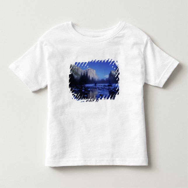El Capitan Mountain, Yosemite National Park Tee Shirt (Framsida)