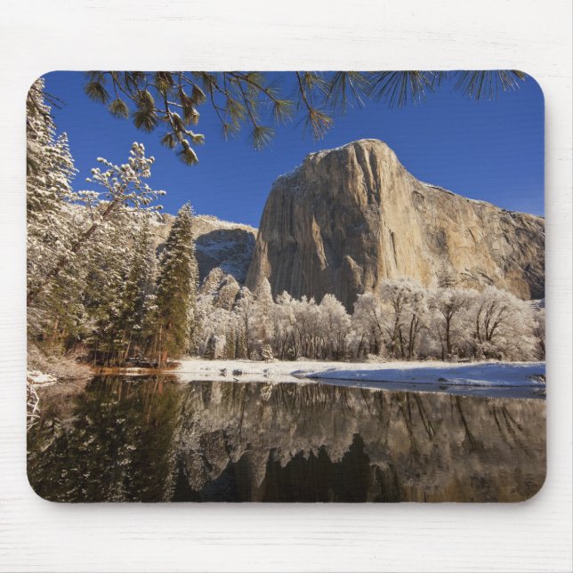 El Capitan speglas i floden Merced i Musmatta (Framsidan)