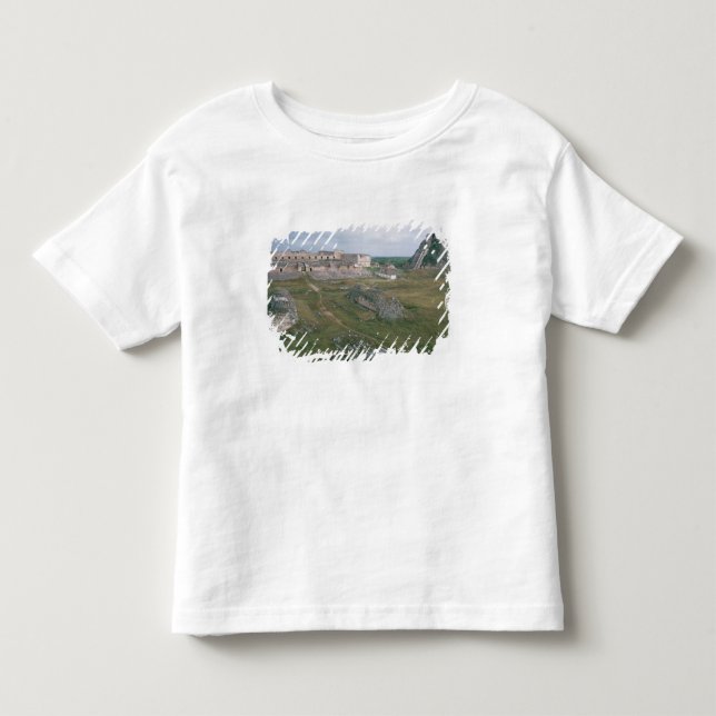 El Castillo och nunnekloster T-shirt (Framsida)