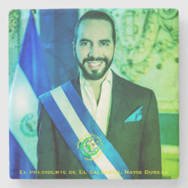 El Preside de El Salvador, Nayib Bukele Stenunderlägg