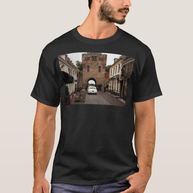 Elburg Hanze City i Nederländerna. T Shirt (Framsida)