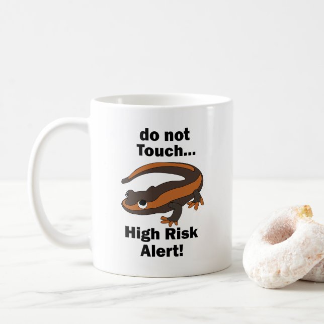Eld Salamander Rör Inte Hög Risk Varning Rolig Kaffemugg (Med munk)
