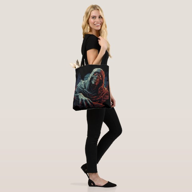 Eldritch Awakening Tygkasse (På modell)