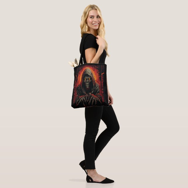 Eldritch Awakening Tygkasse (På modell)