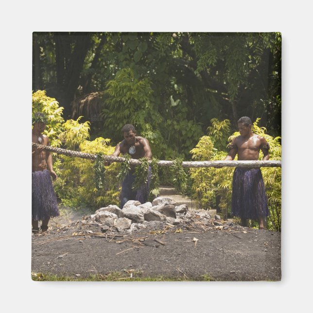 Eldvandrare, Polynesiska kulturcentret, Viti Magnet (Framsidan)