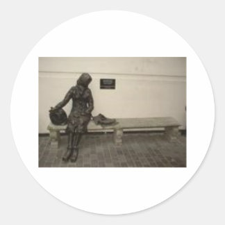 Eleanor Rigby Runt Klistermärke