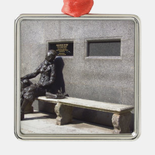 Eleanor Rigby staty, Liverpool UK Julgransprydnad Metall