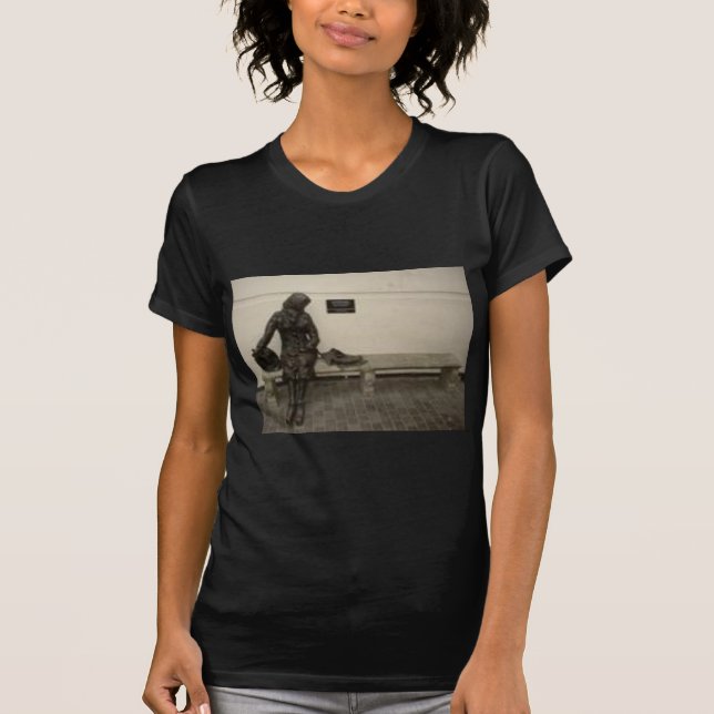Eleanor Rigby T-shirt (Framsida)