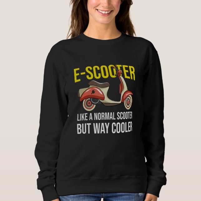 Electric Motor Scooter Like A Normal Scooter Moped T Shirt (Framsida)