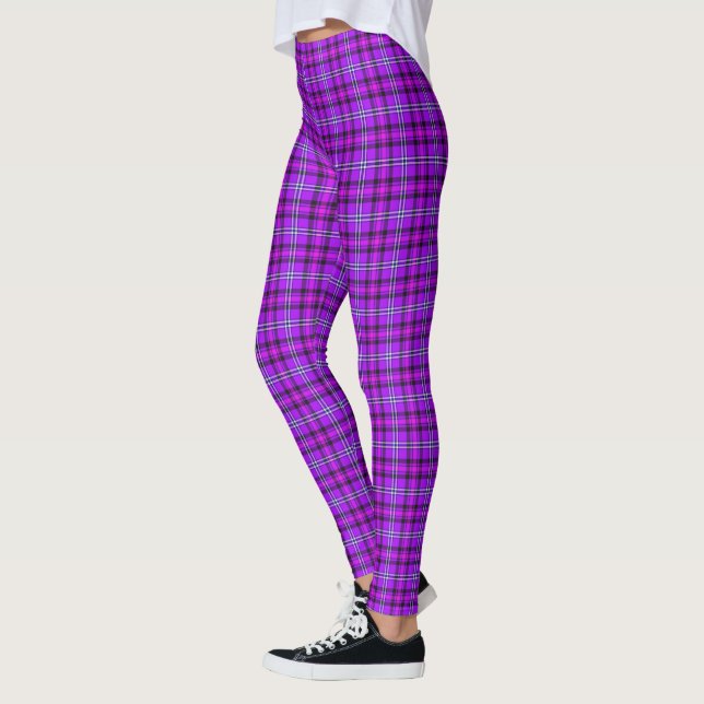 Electric Violet and Fuchsia Plaid Purple Pink Leggings (Vänster)