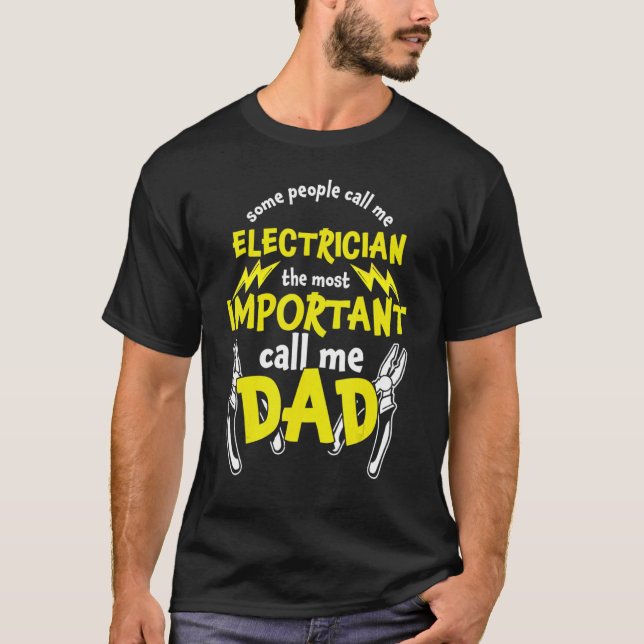 Electrician Pappa Electricity Crateur Electrical E T Shirt (Framsida)
