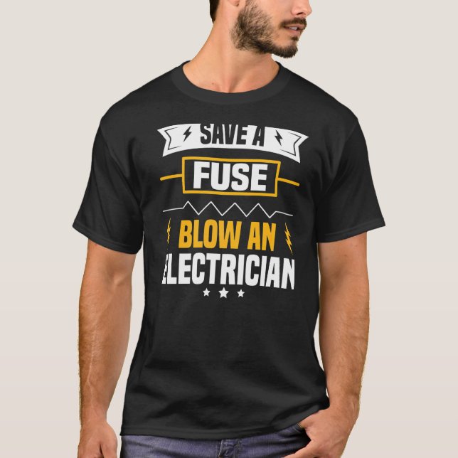Electrician Saker Manar Electrical Pun Ingenjör Pr T Shirt (Framsida)