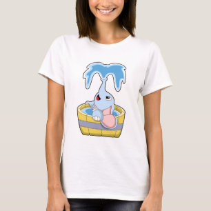 Elefant med Bathtub fullt i Vatten T Shirt