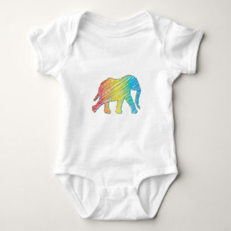 Elefant med linjer tröja