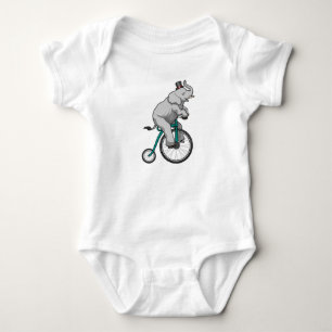 Elefant på cirkus med cykel t shirt