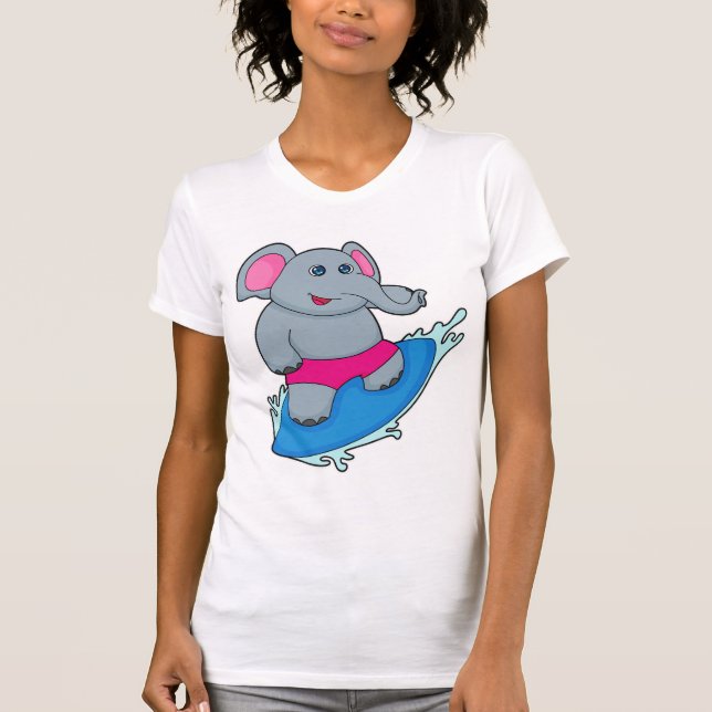 Elefant som Surfer med Surfboard T Shirt (Framsida)