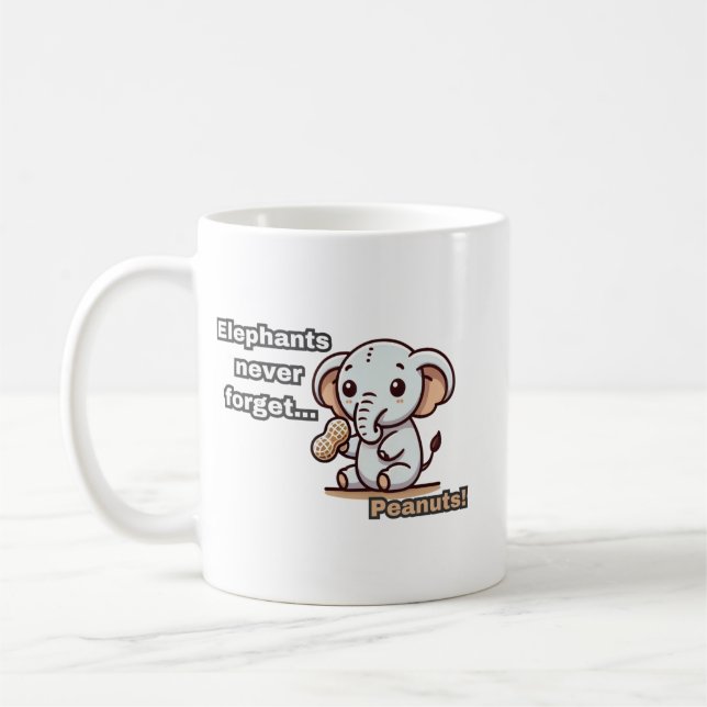 Elefanter glömmer aldrig.. Jordnötter! Baby Elepha Kaffemugg (Vänster)