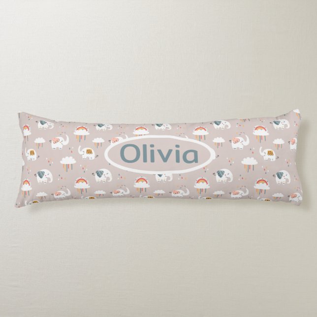 Elefanter, moln och regnbågar med Namn Kroppskudde (Framsidan)