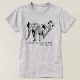 Elefantfamilj i afrikanskt djurliv för procession tee shirt