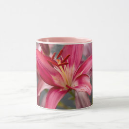  Elegance: Rosa Asiatic Lily Flower Photo Mugg