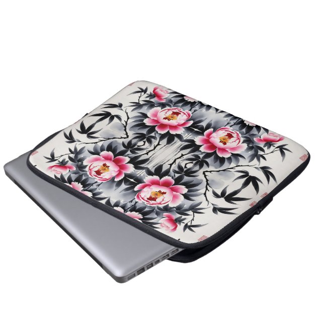 Elegans i blom: Blommig harmoni tryckt Laptop Fodral (Framre botten)