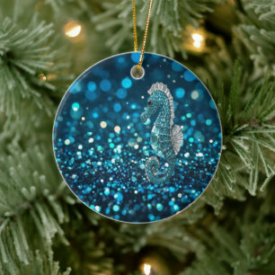 Elegans i rörelse: Aqua Sjöhäst på Aqua Bokeh Julgransprydnad Keramik