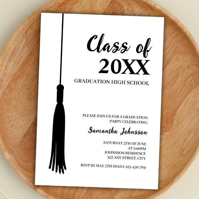 Elegant 2024 Grad Tassel Studenten Inbjudningar (graduation party invitation class of 2024 elegant minimalist simple black and white grad tassel)