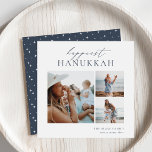 Elegant 3 Photo Collage Happiest Hanukkah Julkort<br><div class="desc">glädje med dessa moderna Hanukkah-helgdagskort med 3 av dina favoritfoton (ett lodrät och två små vågrät- eller landskapsinriktade). "Happiest Hanukkah" visas överst i handskriven kalligrafi och klassisk serif-skrift. Anpassa med din familj namn och året i nedre högerna.</div>