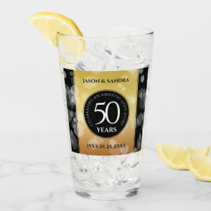 Elegant 50:e årsdagen av Golden Bröllop Glaskopp