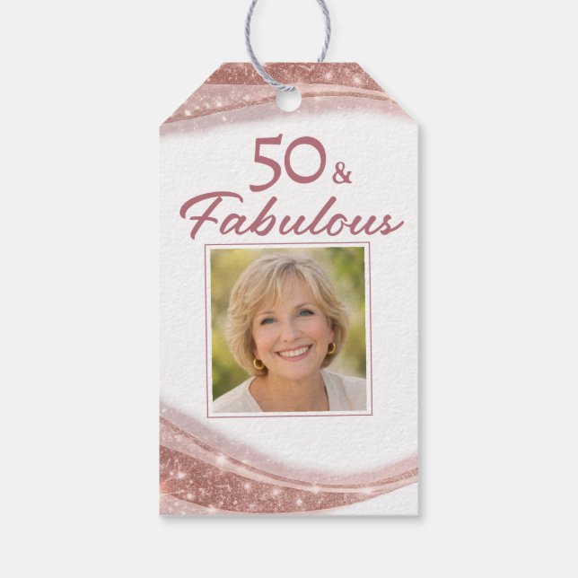 Elegant 50 & Fabulous Rose Gold Photo Birthday Presentetikett (Baksidan)