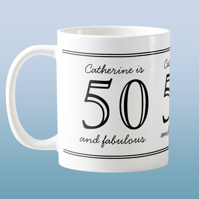 Elegant 50 och Fabulous Custom Name Birthday Kaffemugg (Fun modern text based Fifty and Fabulous personalized coffee mug)