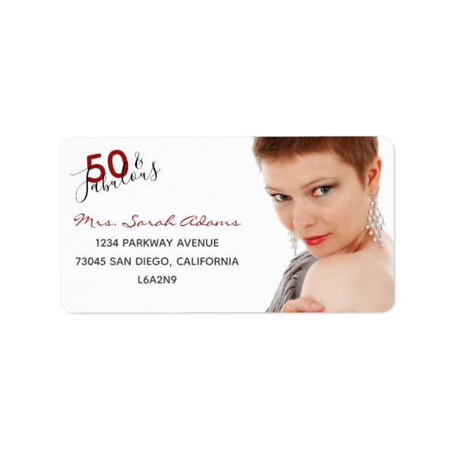 Elegant 50th Fabulous Birthday Photo Red Script Adressetikett (Framsidan)