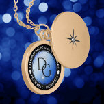 Elegant 67:e årsdagen för Star Sapphire Bröllop Berlockhalsband<br><div class="desc">Högtidlighålla 67-årsdagen av bröllop med detta minnesskåp! Elegantens svarta och vita bokstäver med stiliserade stjärnor som twinkling på en safierblå bakgrund tillför ett minnesvärt tryck för detta speciella tillfälle och en extraordinär milstolpe. Anpassa med parets initialer, ett speciellt budskap och data för deras stjärniga safir-årsdag. Design © W.H. Sim. Se...</div>