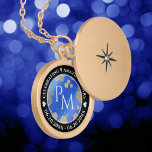Elegant 9:e Lapis Lazuli Bröllop-årsdagen Berlockhalsband<br><div class="desc">Minneshögtid för 9:e bröllop-årsdagen med detta minnesskåp! Elegant med vita bokstäver med pyritdammad hexagonala konfetti på en spräcklig, azorblå bakgrund lägger till ett minnesvärt tryck för denna speciella händelse och milstolpe. Anpassa med parets initialer, ett speciellt budskap, och data för deras lapis lazuli-årsdag. Design © W.H. Sim. Se mer på...</div>
