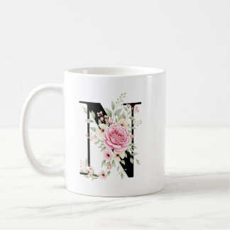 Elegant Alphabet Coffee Cup with Pink Rose Design Kaffemugg