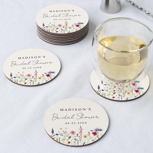 Elegant äng med vilda blommor Krämig bröllopsdusch Underlägg Papper Rund (Skapare uppladdad)
