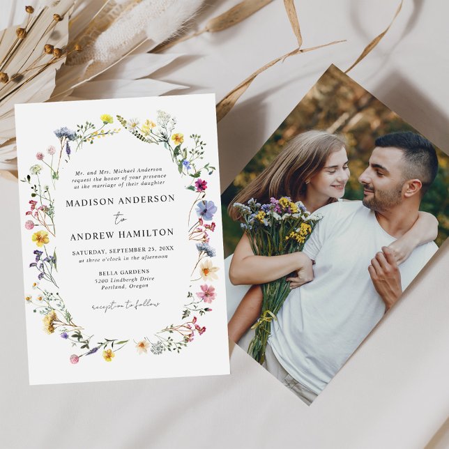 Elegant äng med vildblommor Foto Bröllop Inbjudningar (Skapare uppladdad)