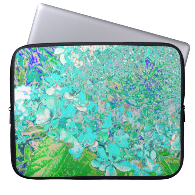 Elegant Aqua och Grönt Limelight Hydrangea Detail Laptop Fodral (Framsidan)