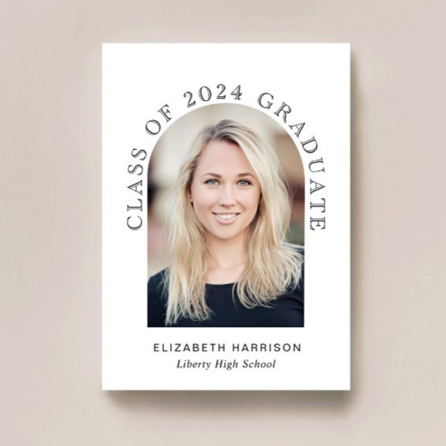 Elegant Arch Foto Klass 2024 Examen Meddelande (An elegant arch photo graduation announcement to celebrate the graduate's achievements)