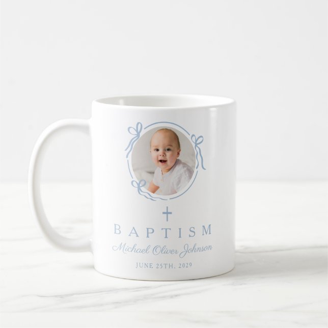 Elegant babyblå pojkfoto dop kaffemugg (Vänster)